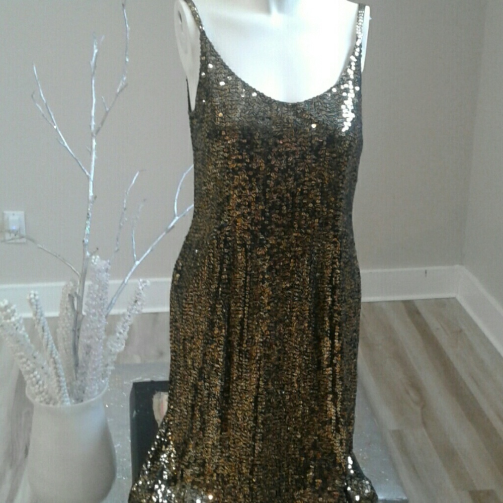 Sequins dress - Picture 2 of 4